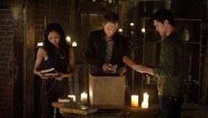 Дневники вампира 2 сезон 21 серия